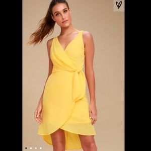 Lulu’s Yellow High-Low Knotted Wrap Midi Dress 🌼